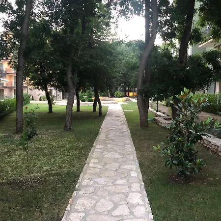 Rabi Park Apartament *