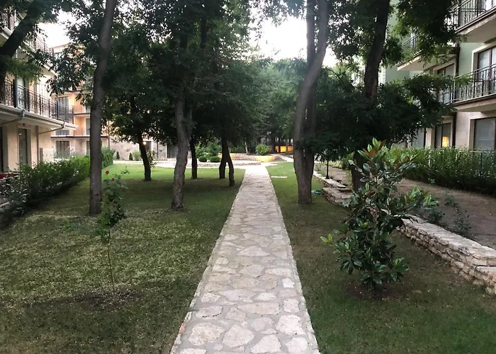 Rabi Park Lejlighed *