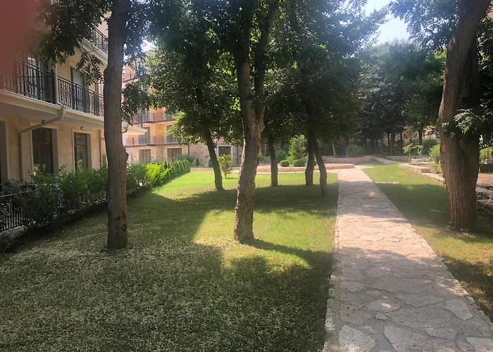 Rabi Park Apartment Varna